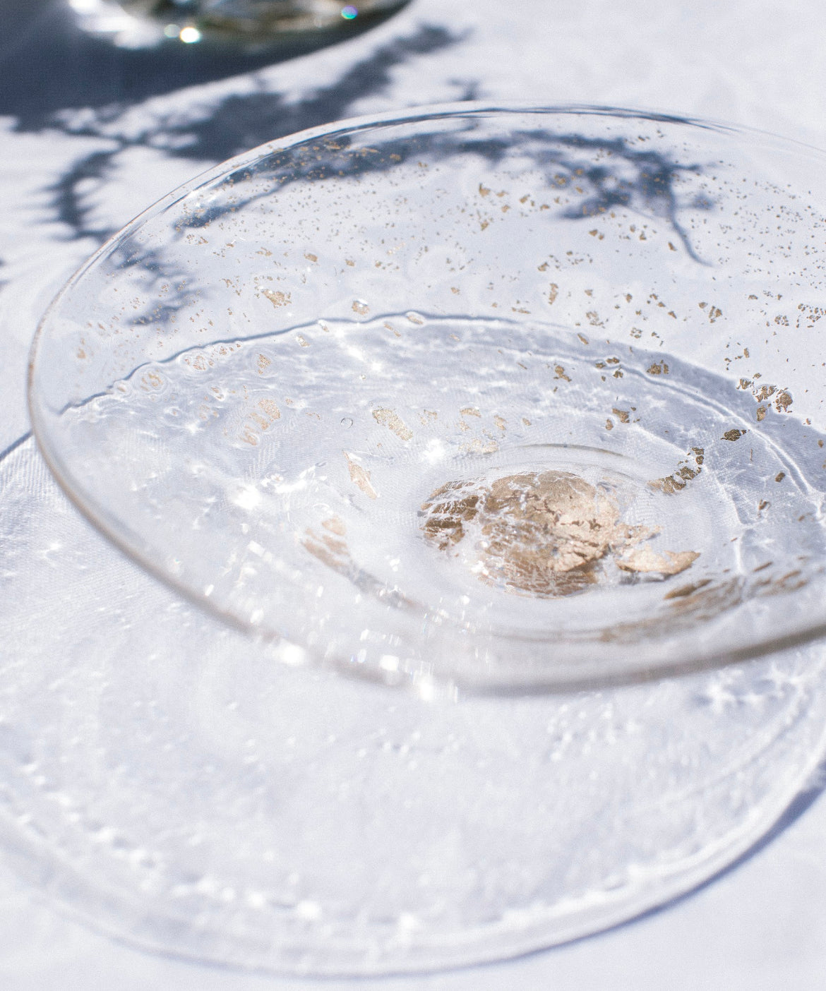 Molten 1090 hand blown glass FLECK gold bowl