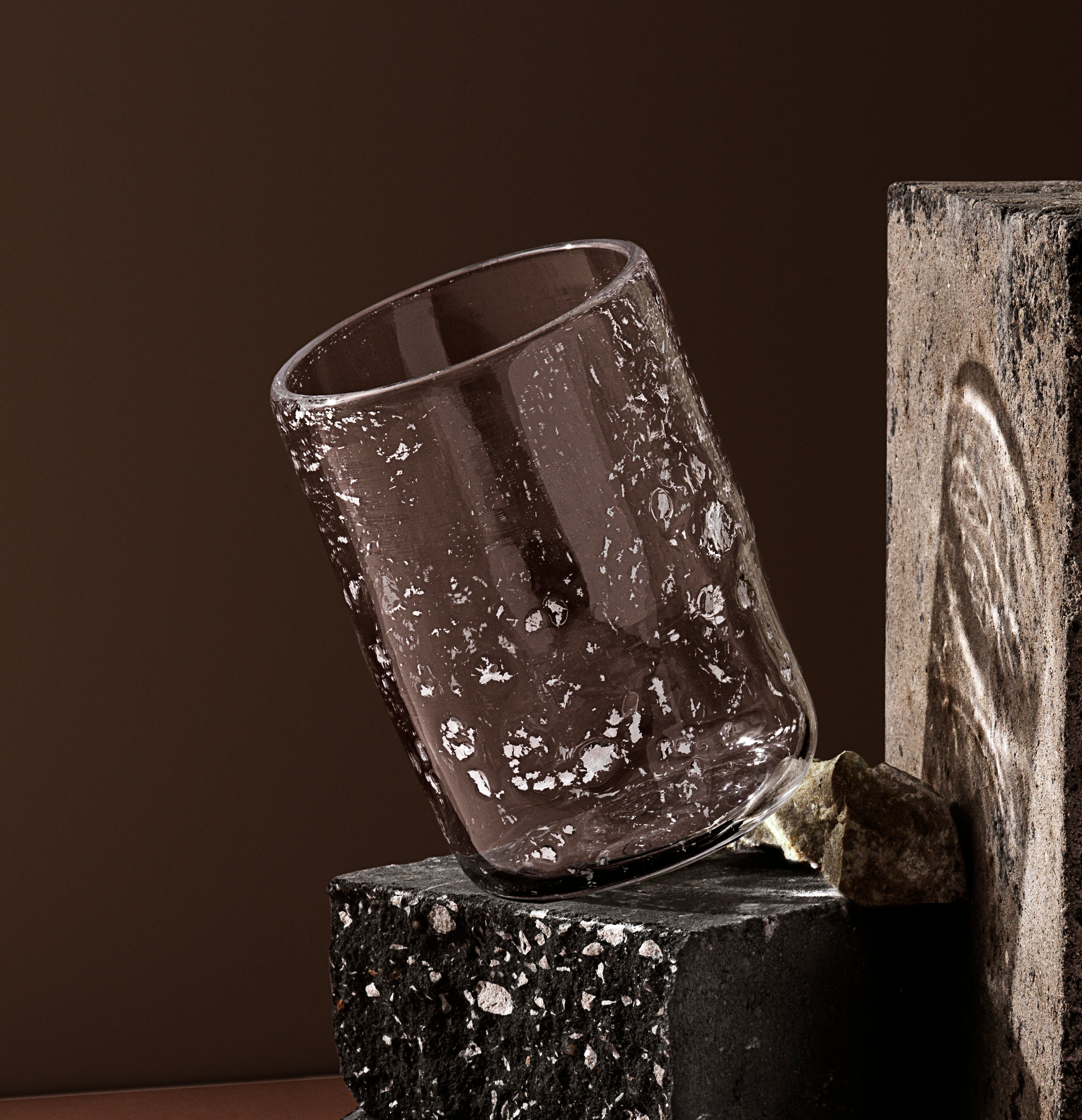 molten 1090 hand blown glass fleck tumbler silver