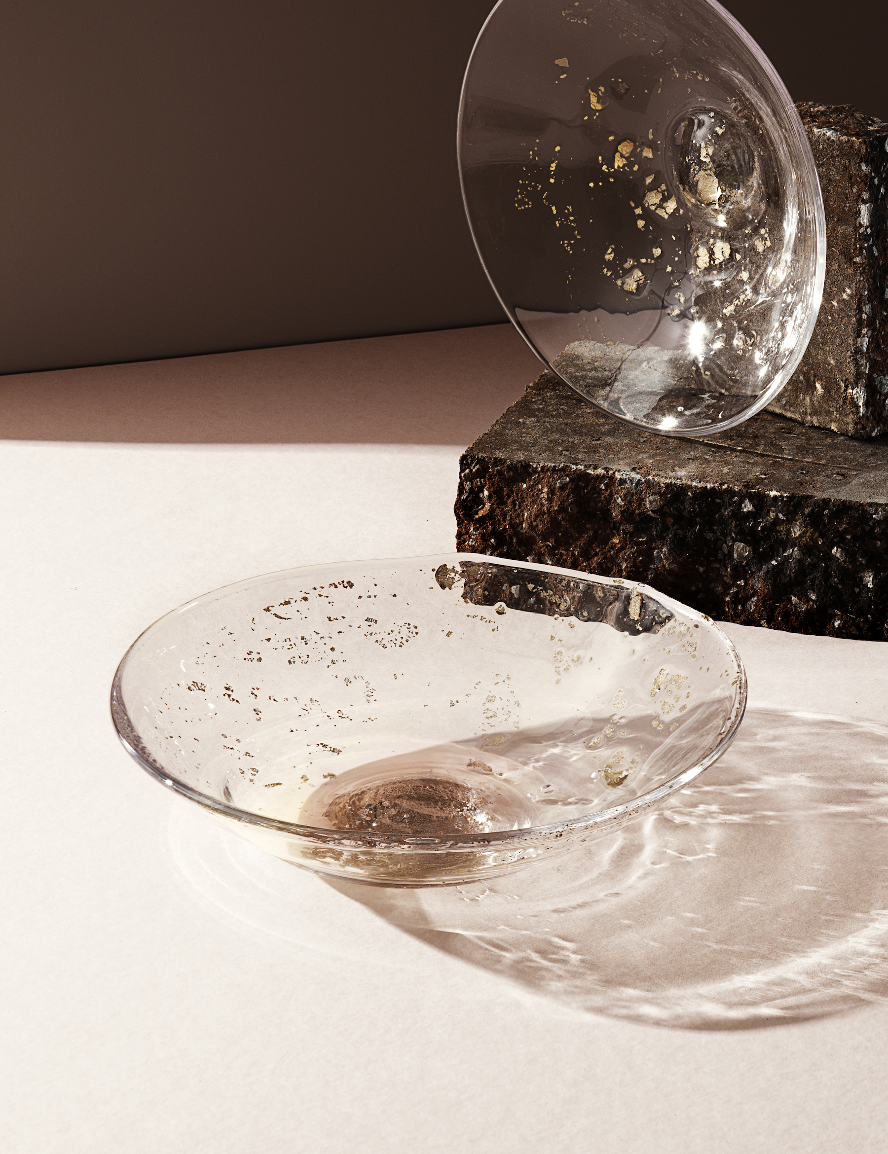 molten 1090 fleck hand blown glass bowl gold